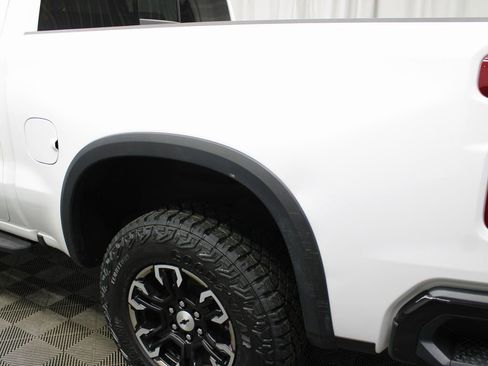 Used 2023 Chevrolet Silverado 1500 ZR2 w/ Technology Package AWD/4WD image 46