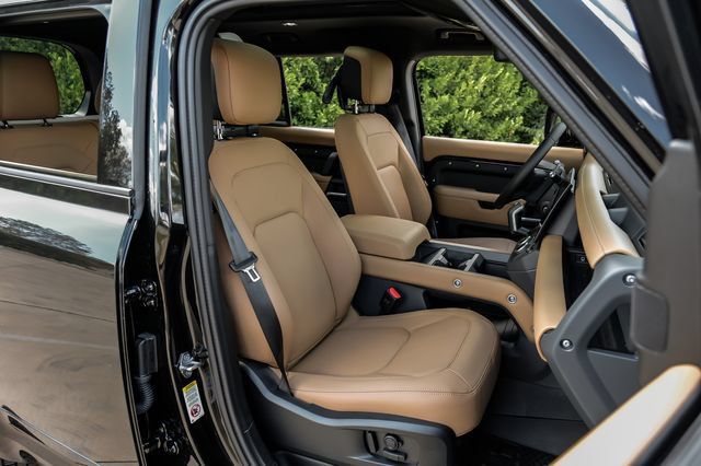 New 2026 Land Rover Defender 110 X-Dynamic SE AWD/4WD image 48