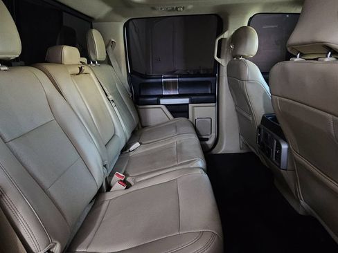 Used 2017 Ford F150 Lariat w/ Equipment Group 502A Luxury AWD/4WD image 18