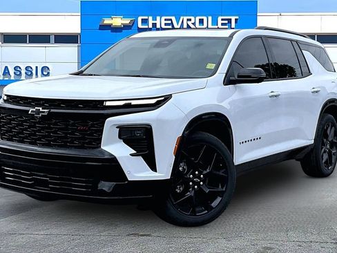 New 2026 Chevrolet Traverse RS w/ LPO, Floor Liner Package AWD/4WD image 2