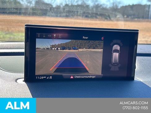 Used 2017 Audi Q7 3.0T Premium Plus image 32