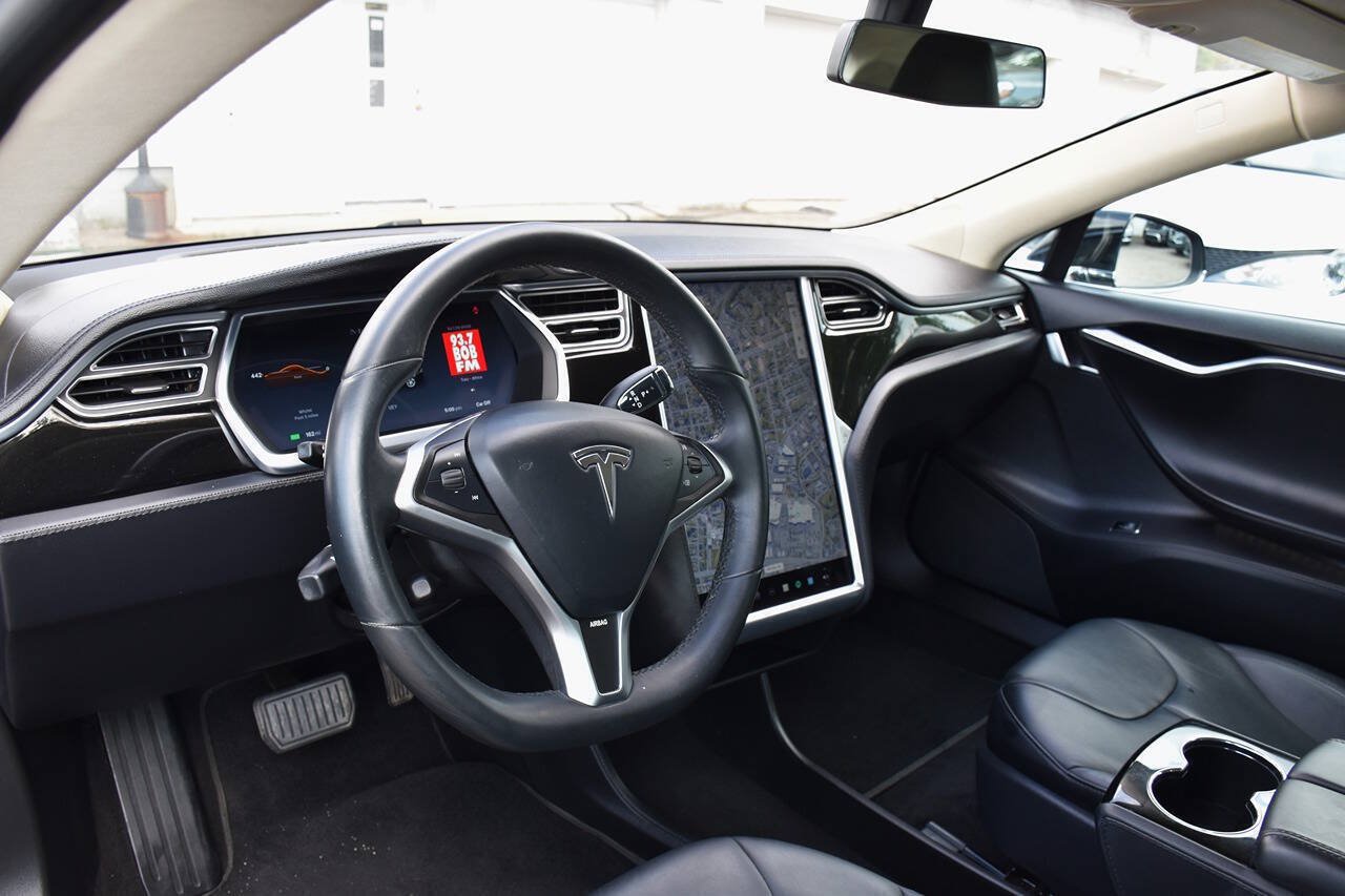 Used 2013 Tesla Model S RWD image 18