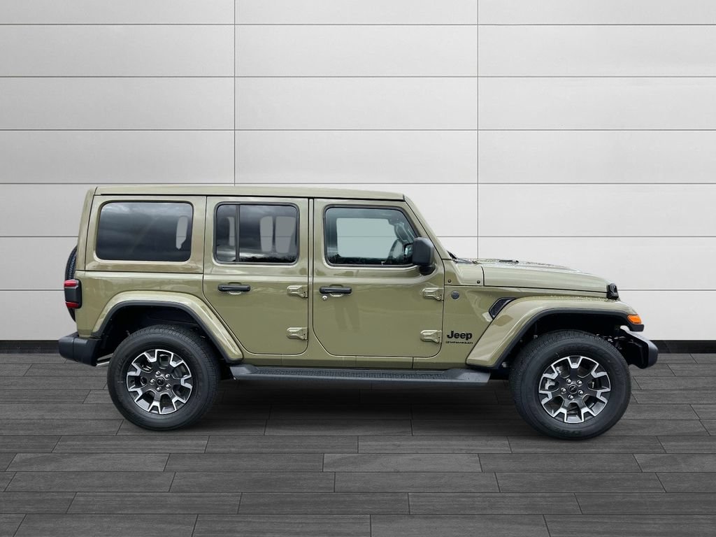 New 2026 Jeep Wrangler Unlimited Sahara AWD/4WD image 2