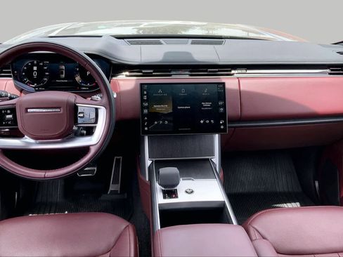 Certified 2024 Land Rover Range Rover SE AWD/4WD image 14