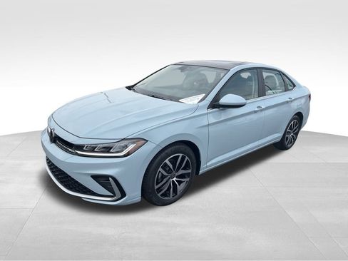 New 2025 Volkswagen Jetta SE image 1