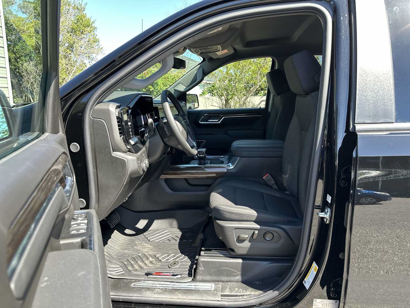 New 2026 Chevrolet Silverado 1500 RST w/ LPO, Dark Essentials Package RWD image 2