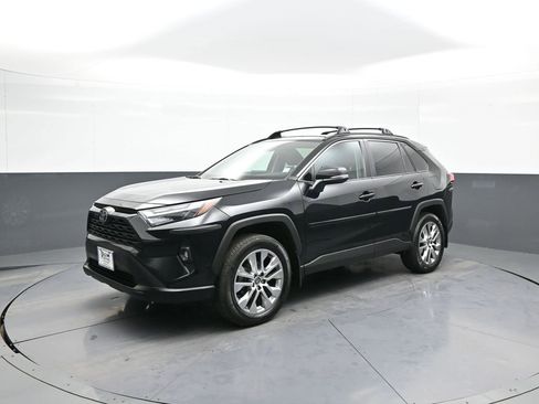 Certified 2024 Toyota RAV4 XLE Premium image 10
