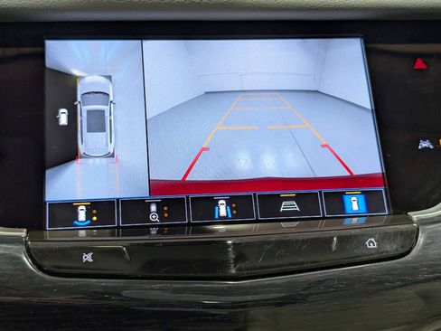 Certified 2024 Cadillac XT6 Premium Luxury w/ Technology Package AWD/4WD image 29