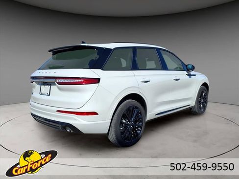 Used 2024 Lincoln Corsair Reserve w/ Jet Appearance Package image 9