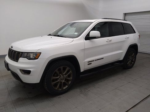 Used 2016 Jeep Grand Cherokee Limited 75th Anniversary image 2