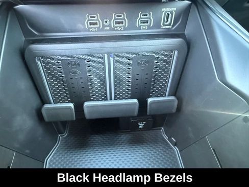 New 2026 RAM 1500 Laramie w/ Night Edition image 16