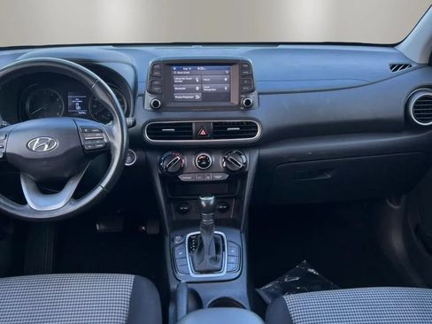 Used 2018 Hyundai Kona SEL w/ SEL Tech Package 02 FWD image 15