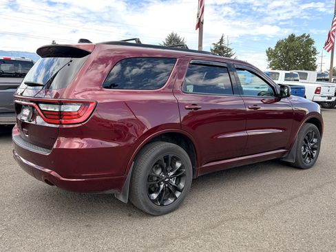 Used 2025 Dodge Durango GT w/ Blacktop Package AWD/4WD image 7