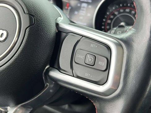 Used 2019 Jeep Wrangler Rubicon w/ Uconnect 4C Nav & Sound Group image 25