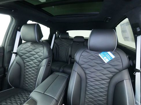 New 2026 Genesis GV80 3.5T e-SC AWD/4WD image 14