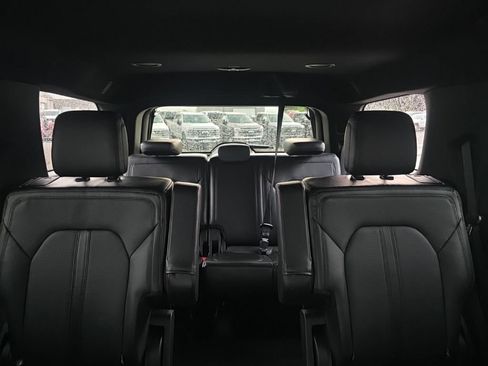 Used 2020 Ford Expedition Limited AWD/4WD image 27