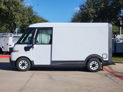 New 2025 Chevrolet Brightdrop 400 w/ Battery Pack, Max Range image 13