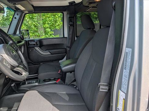 Used 2018 Jeep Wrangler Unlimited Sport S AWD/4WD image 26