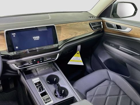 Certified 2025 Volkswagen Atlas SE AWD/4WD image 26