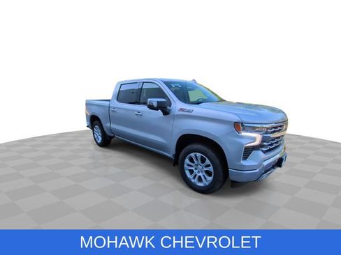 Certified 2022 Chevrolet Silverado 1500 LTZ w/ LTZ Premium Package AWD/4WD image 2