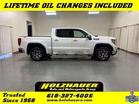 Used 2024 GMC Sierra 1500 SLT w/ SLT Premium Plus Package AWD/4WD image 1