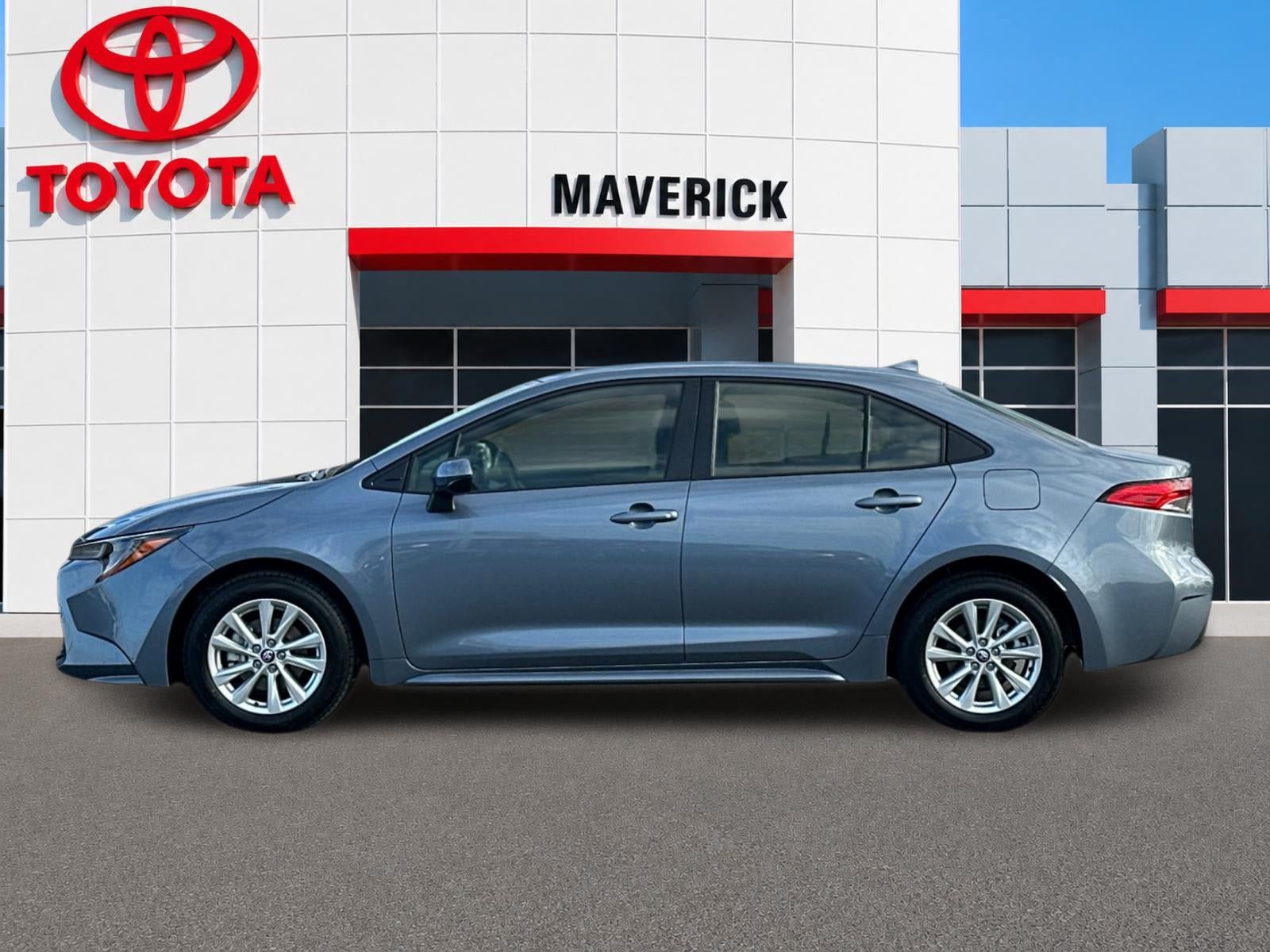 New 2027 Toyota Corolla LE FWD image 2
