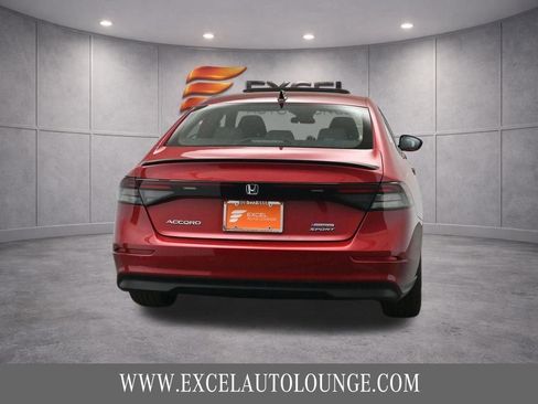 Used 2023 Honda Accord Sport image 5