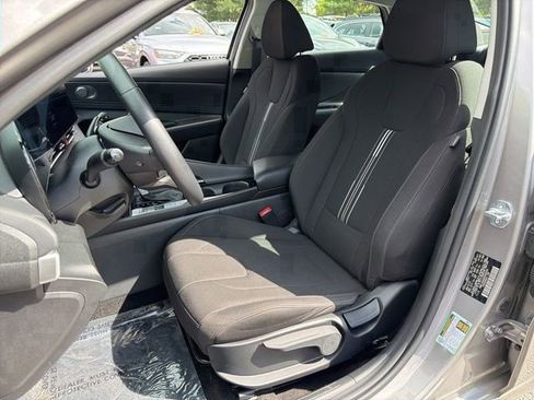 Certified 2023 Hyundai Elantra SEL w/ Convenience Package FWD image 11