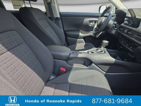New 2027 Honda HR-V LX image 17