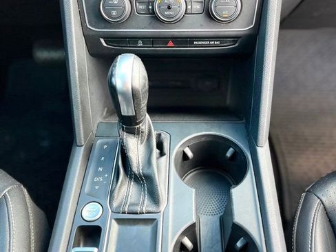 Used 2021 Volkswagen Atlas SE FWD image 18