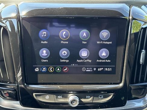 Used 2023 Chevrolet Traverse RS AWD/4WD image 5