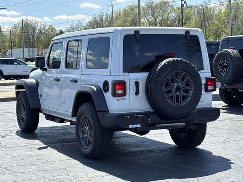 New 2026 Jeep Wrangler Unlimited Sport AWD/4WD image 12