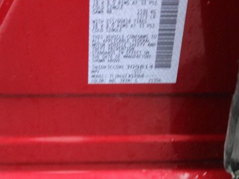 Used 2024 Nissan Pathfinder SL image 17