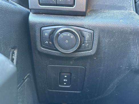 Used 2016 Ford F150 XLT w/ Equipment Group 302A Luxury AWD/4WD image 30