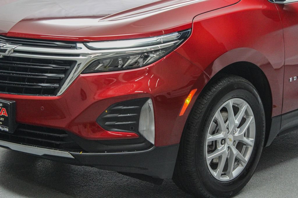 Used 2024 Chevrolet Equinox LT w/ LPO, Floor Liner Package FWD image 5