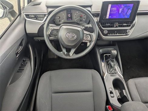 Used 2023 Toyota Corolla LE image 17