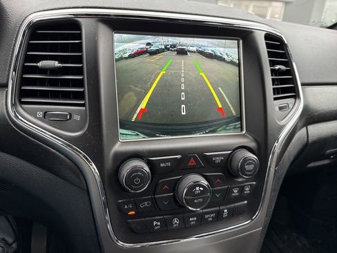 Used 2018 Jeep Grand Cherokee Altitude image 8