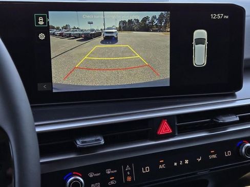 New 2026 Kia Sorento S w/ S Panoramic Sunroof Package FWD image 10