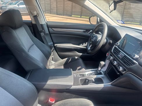 Used 2019 Honda Accord LX image 28