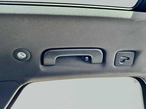 Used 2023 Audi SQ5 Premium Plus w/ Premium Plus Package image 41