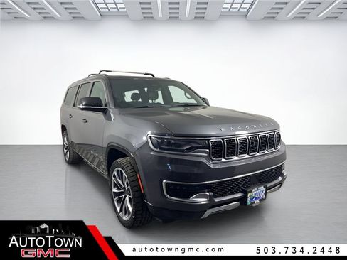 Used 2023 Jeep Wagoneer L Series III w/ Premium Group I AWD/4WD image 1