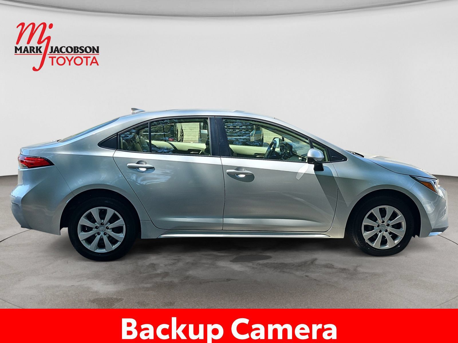 Used 2025 Toyota Corolla LE w/ Convenience Package FWD image 7