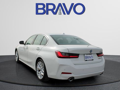 Used 2025 BMW 330i Sedan image 7