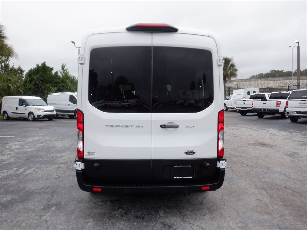 Used 2024 Ford Transit 350 XLT RWD image 4