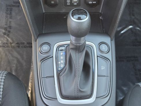 Used 2020 Hyundai Kona SE image 12