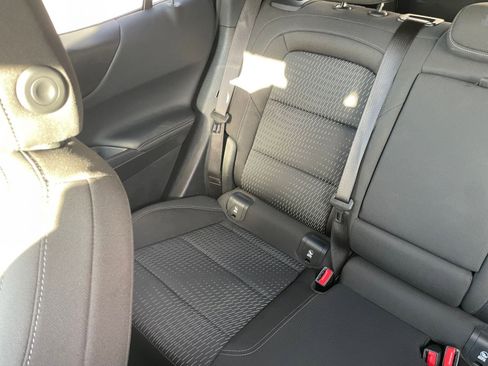 Used 2025 Chevrolet Equinox LT image 38