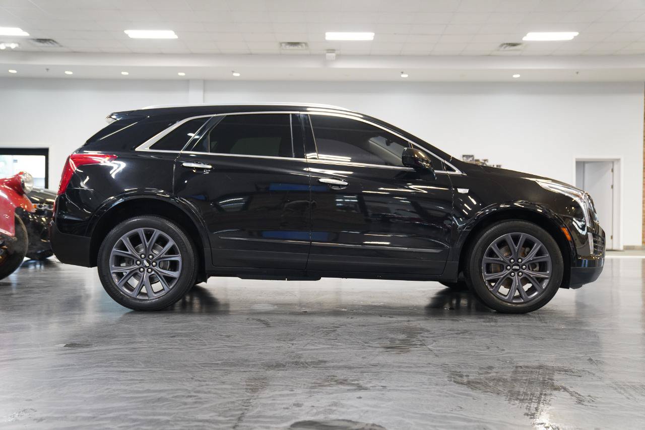 Used 2018 Cadillac XT5 Luxury w/ LPO, Black Ice Package FWD image 10