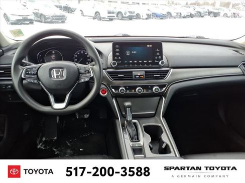 Used 2018 Honda Accord LX image 12