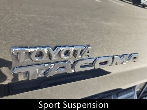 Used 2013 Toyota Tacoma 4x4 Double Cab w/ TRD Sport Pkg image 12