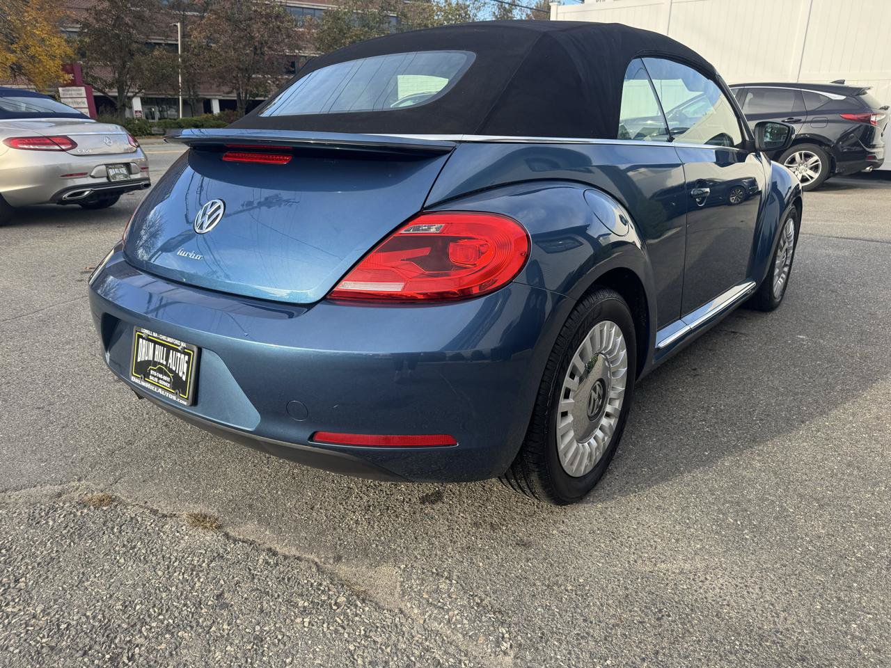 Used 2016 Volkswagen Beetle 1.8T S FWD image 9